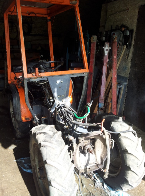 holder - tracteur holder 550s sauvetage... moteur deutz F4L 1011 20160612
