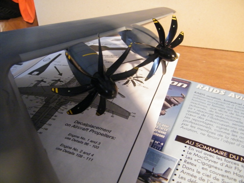 Airbus  A400M "GRIZZLY" 1/72 (revell)   terminé le 24/08/13 - Page 5 02210