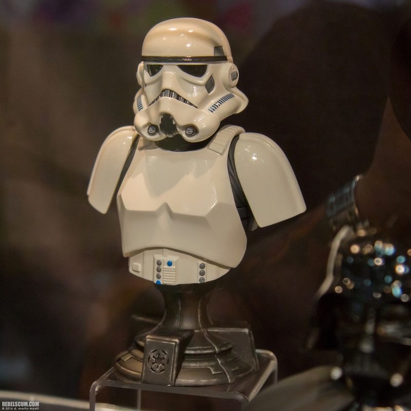 Gentle Giant - PGM - Stormtrooper Classic Bust: A New Hope Gentle10