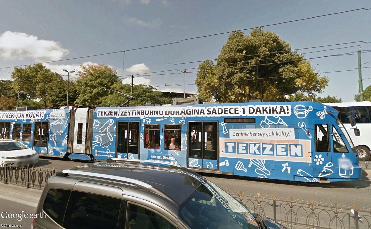 STREET VIEW : les tramways en action - Page 3 Istanb13
