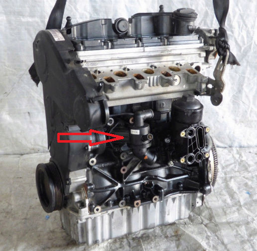 [ VW Polo 1.6 TDi 75 an 2010 ] Emplacement pompe à eau électrique (résolu) Pompe_10