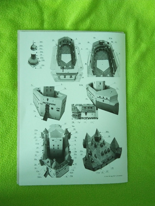 Burg Pfalz im Rhein bei Kaub M1:160 von Schreiber-Bogen Kartonmodellbau geb. benlut  Img_2032
