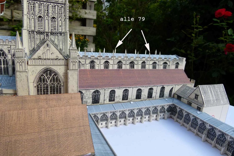 Fertig - Gloucester Cathedral 1:240 von Rupert Cordeux gebaut von Adolf Pirling - Seite 2 Bau-1418