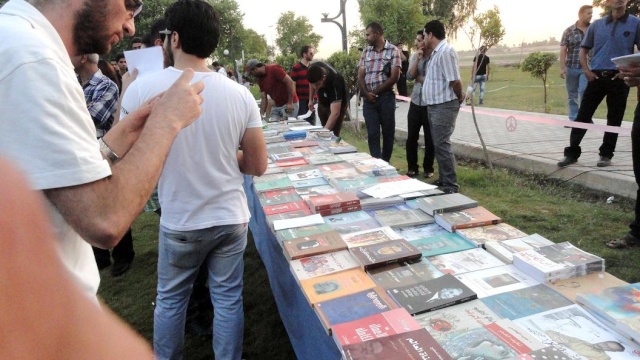 في بغداد : شباب السلام يحتفلون بيومهم العالمي ..وامنيات بعراق جديد ينعم بالسلام 2011