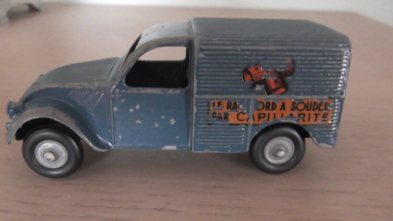 Citroën 2 CV - JRD 1/43ème ou à peu près... (1/42) S6900015