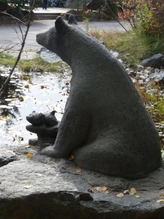 l'OURS dans la sculpture - Page 5 2010_110