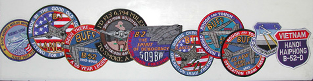 US AIR FORCE BOMBER SQUADRONS Bs210