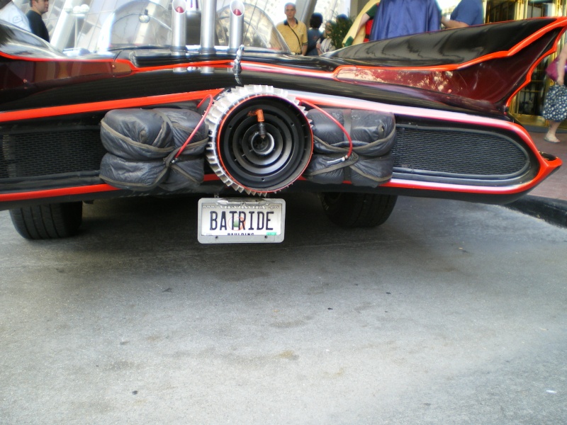 Réplique de la Batmobile 1966 Imgp1211