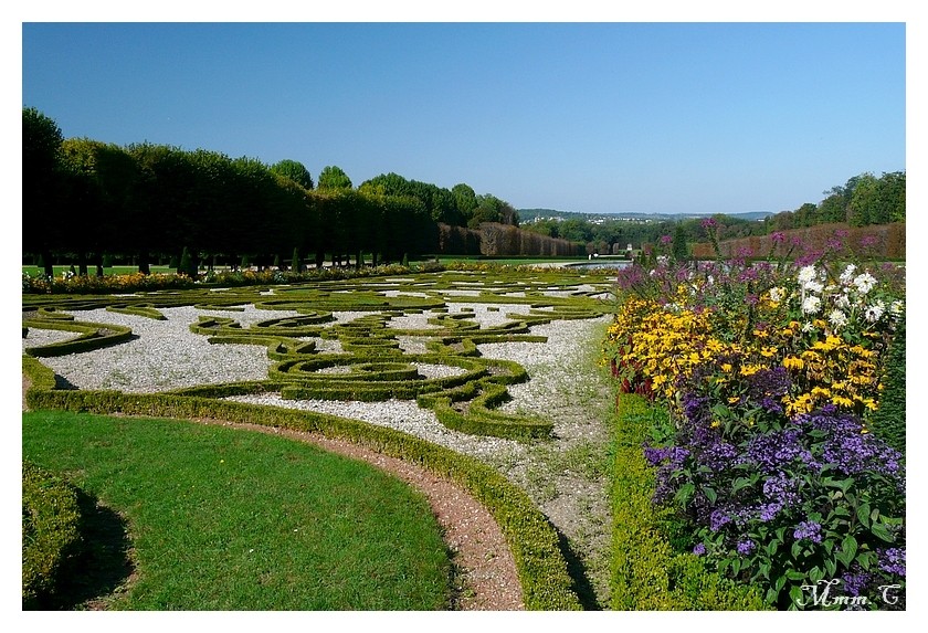 Les jardins du château de Champs sur Marne Champs11