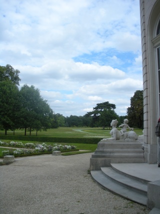 Le château de Bagatelle ou la Folie d'un Comte 03210