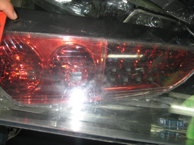 myvi tail lamp full red and black (LED) Img_3812