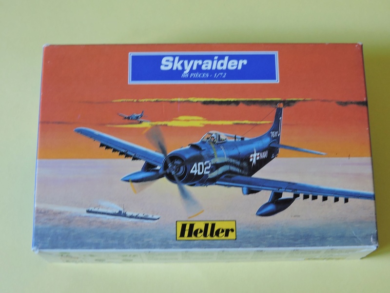 [heller] skyraider FINIT!!! Skyrai10