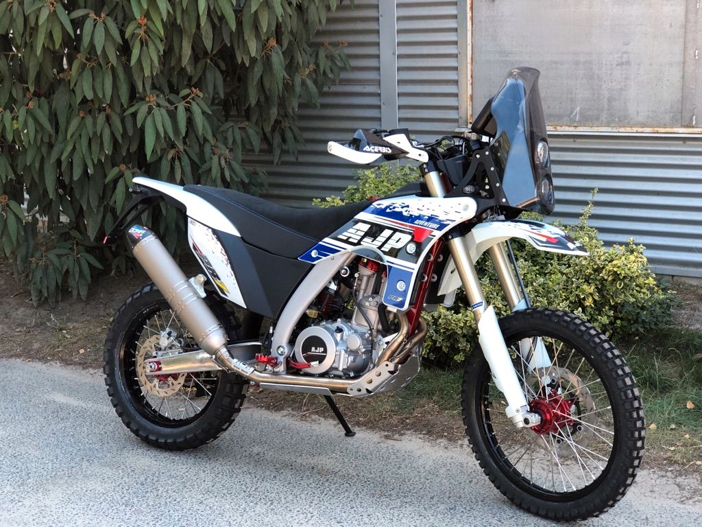 APJ PR7 , trail sportif en approche 9bd83610