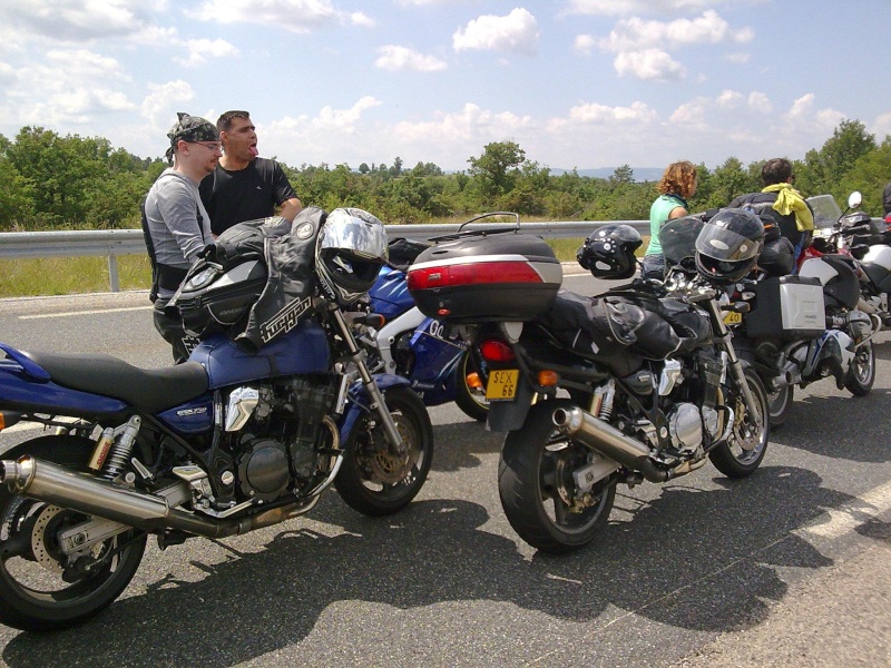 [CR] Les motards du viaduc. Millau 04/07/2010 Photo010