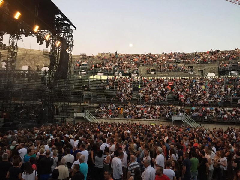Festival de Nîmes Johnny dans les Arènes  le 17 07 2016  13669210