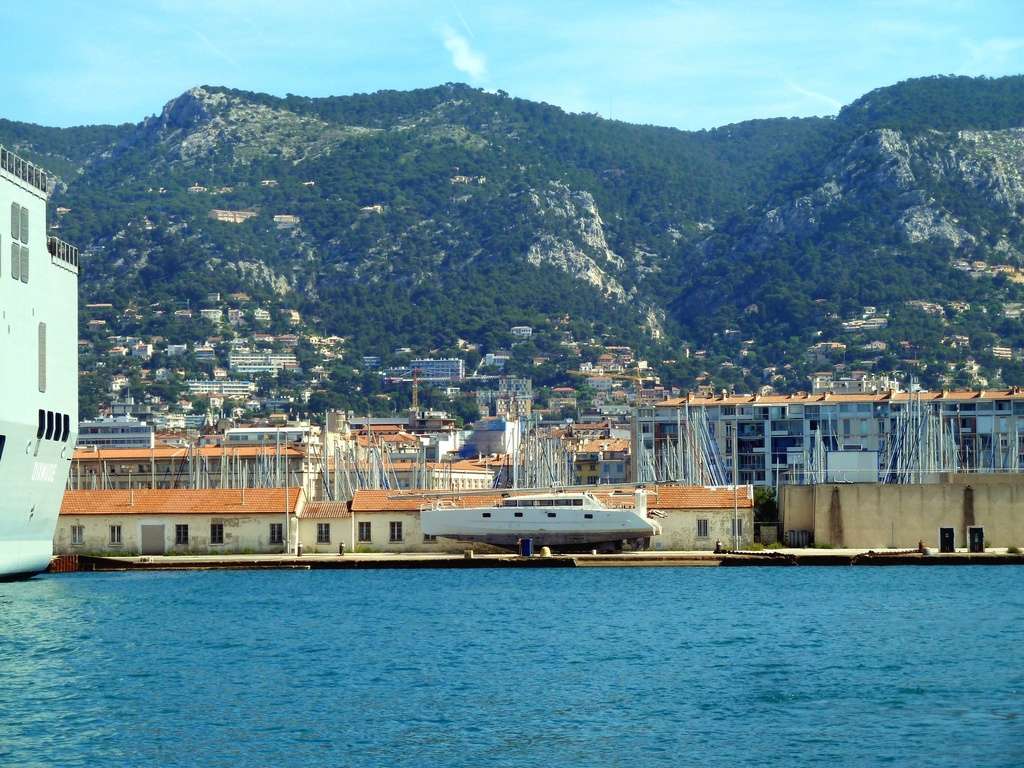 [Les Ports Militaires de Métropole] Visite de la rade de Toulon - Page 9 7792_p10