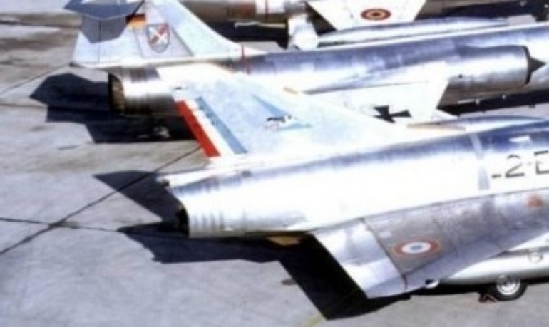 Mirage III C... à la "sauce Tanguy" - 1/48 - Page 35 0610