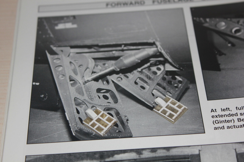 1/48 F9F8 COUGAR ( FM + scratch ) - Page 2 Img_1533