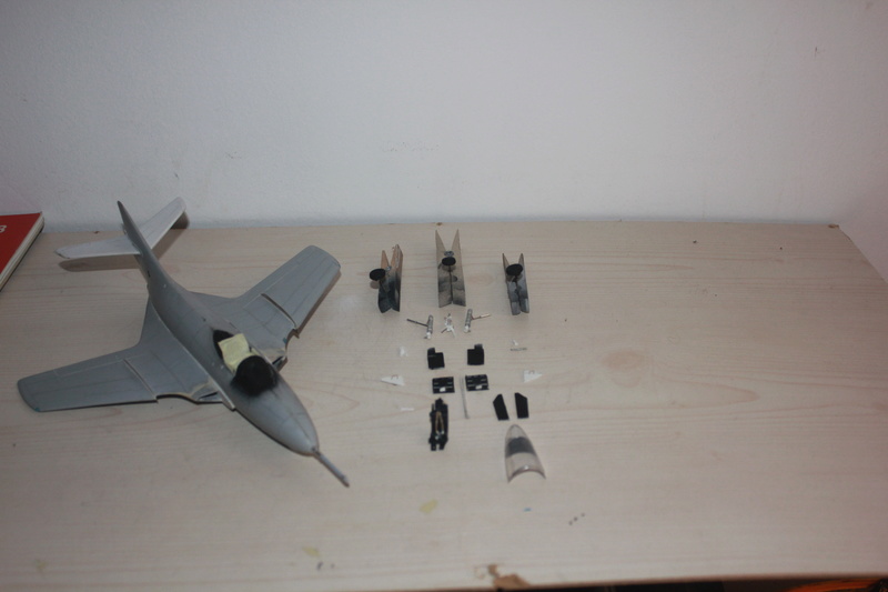 1/48 F9F8 COUGAR ( FM + scratch ) - Page 2 Img_1623