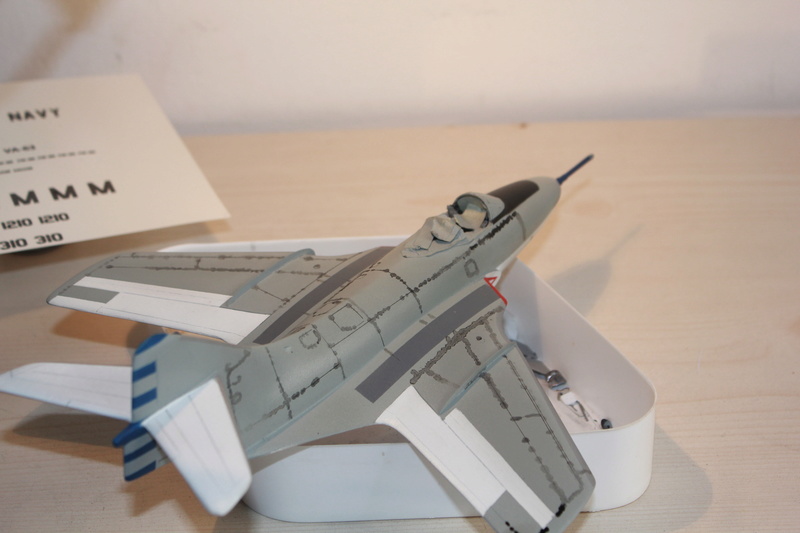 1/48 F9F8 COUGAR ( FM + scratch ) - Page 4 Img_1838