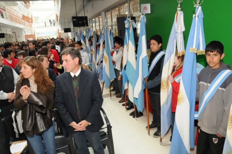 Malvinas Argentinas: Concurso de Maquetas. 00413