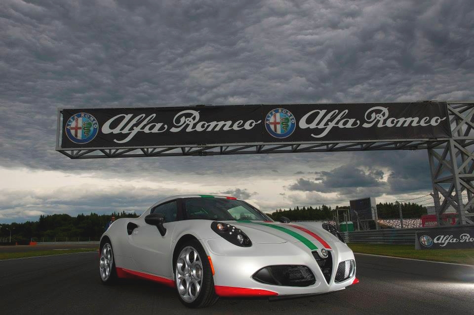 2013 - [Alfa Romeo] 4C - Page 19 Alfa_r14