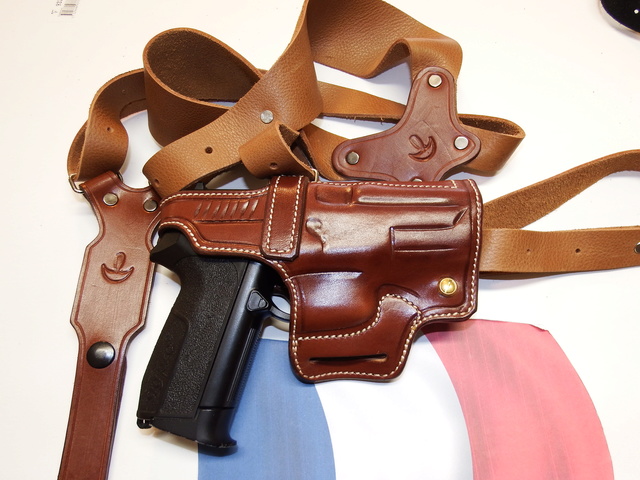 HOLSTER d'AISSELLE : le "G.I" by SLYE Dscf3711
