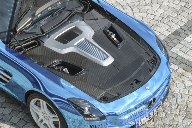 [Videos] SLS AMG E-Cell & SLS AMG Coupé Electric Drive - Page 2 021-sl10
