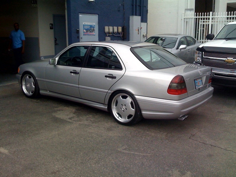 [Essai] La Mercedes  C43 AMG (W202) 1997 - 2000 - Page 2 246811