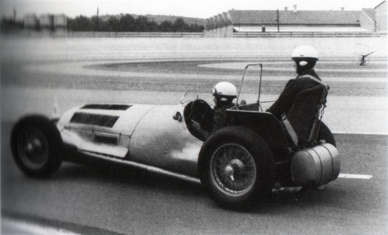 [Historique] La Mercedes W125 1937 (F1) 37061510