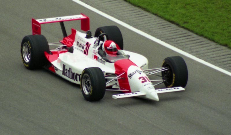 Mercedes à Indianapolis 1994 Aujr-i10