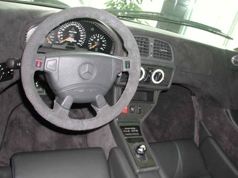 [Historique] La Mercedes CLK GTR (C 297) 1997-1999 Clkgtr13