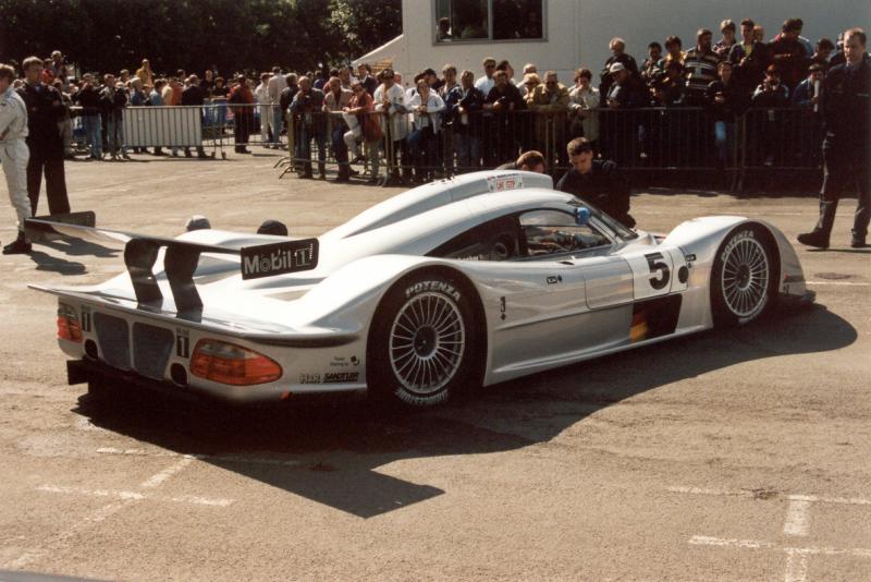 [Historique] La Mercedes CLR (Sport prototypes) 1999 Pesage10