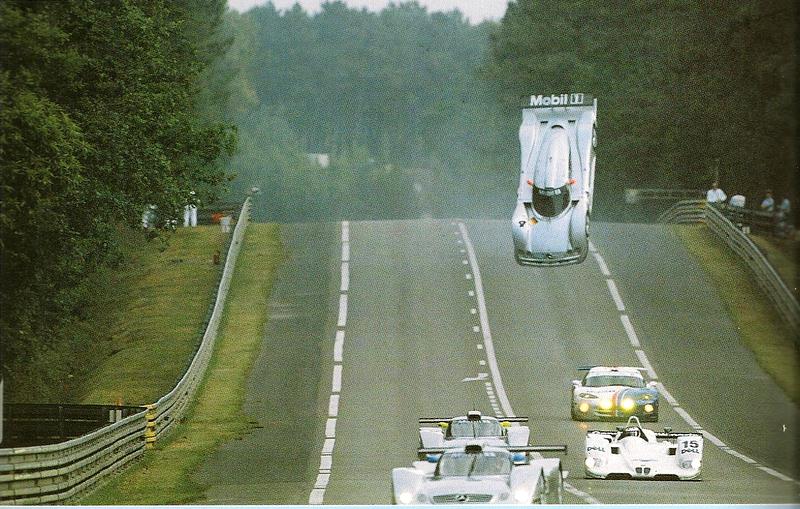 [Historique] La Mercedes CLR (Sport prototypes) 1999 Photo011