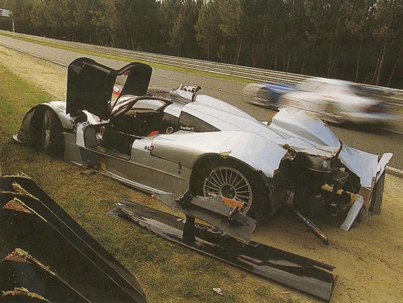 [Historique] La Mercedes CLR (Sport prototypes) 1999 Photo012