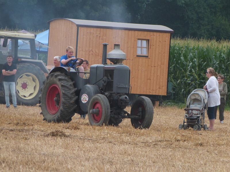 68 - Hattstatt : Tracteur Traffa, 30-31 Juillet 2016 - Page 4 Vieux134