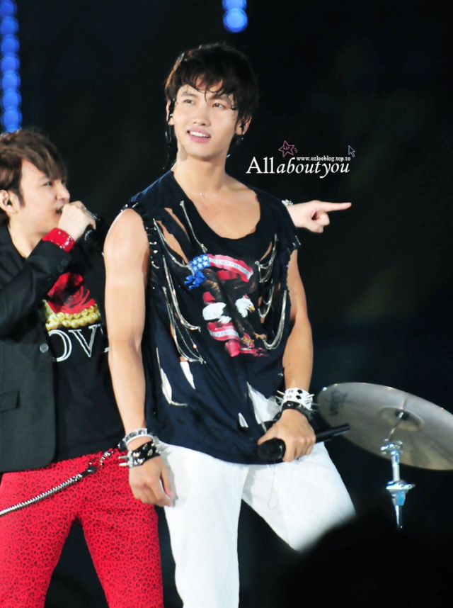 HoMin en el SM Town (3) 1108