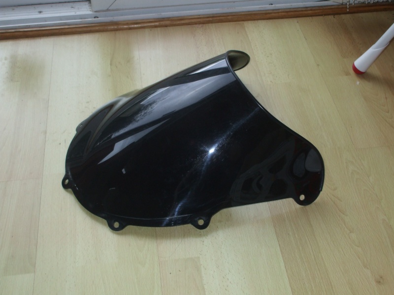 DB screen 98-99 GSXR 750 Dscf2111