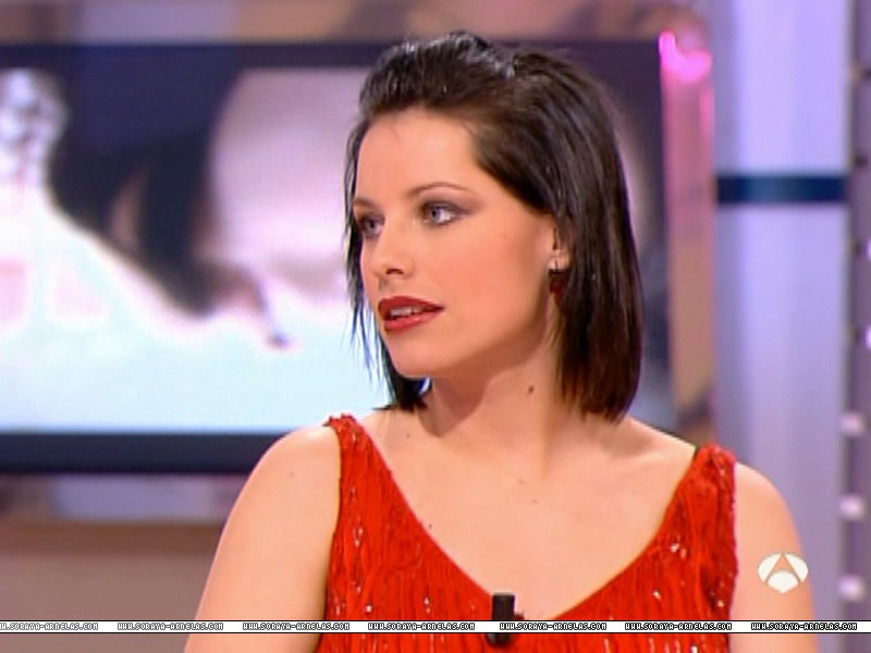 Soraya en programas de televisión (Promocion disco ochenta´s) Dec20110