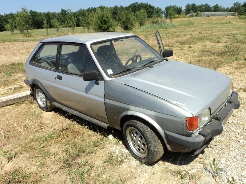 [Ford Fiesta XR2 grise 1989] Manu Dsc04520