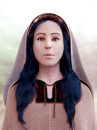 Sainte Marie-Madeleine, femme adultère - Page 2 Img_2410