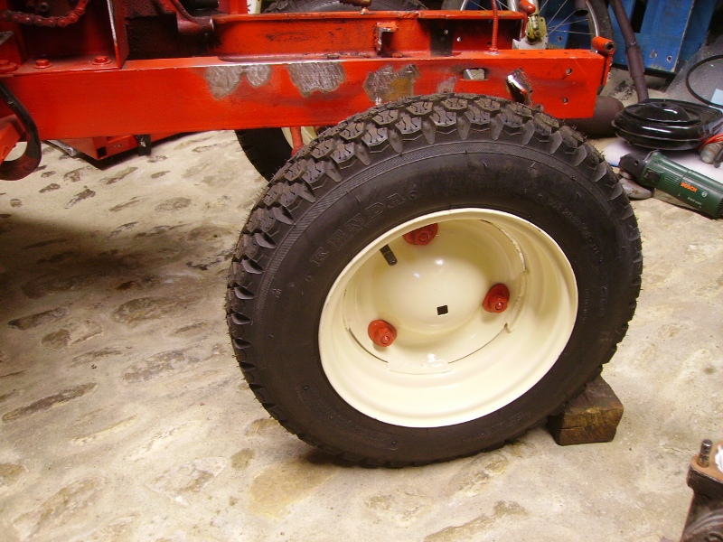 Tracteurs à moteur Citroën Pneus_18