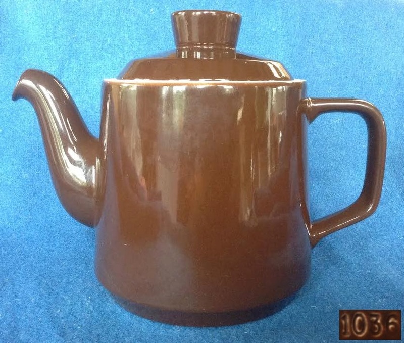 Crown Lynn 1036 shape twenty-5 teapot, 1035 lid 103610