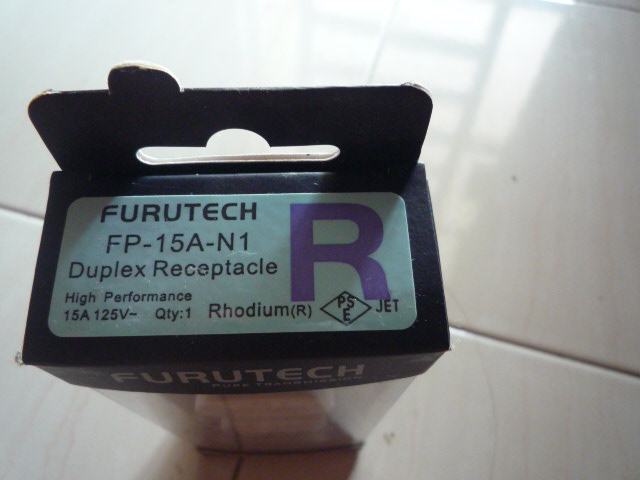 Furutech FP-15A-N1(R) Receptacle (New)SOLD P1030519