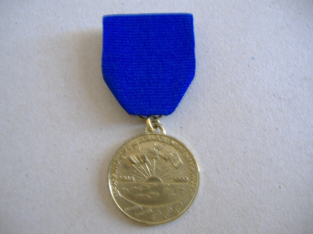 Medaille commemorative du 55 eme anniversaire du debarquement normandie Lot_1648