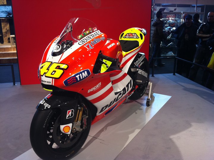 Rossi + Ducati - Page 2 16773210