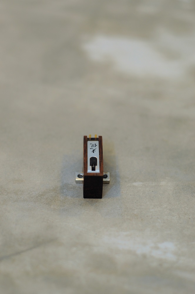 Koetsu Rosewood Standard MC Cartridge (Sold) Dsc_1821