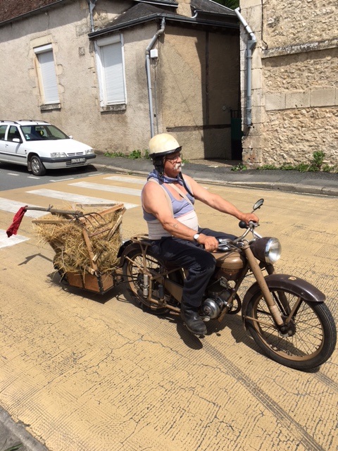Rassemblement les bouchons blancois (Le Blanc 36) Img_0423