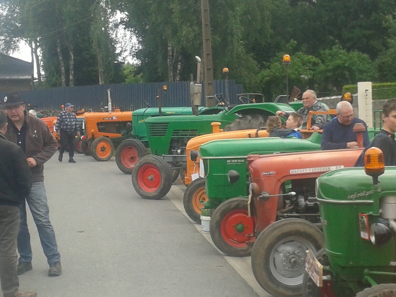 02 Leschelle : fête des vieux tracteurs le 3 Juillet 2016 Fyte_l11
