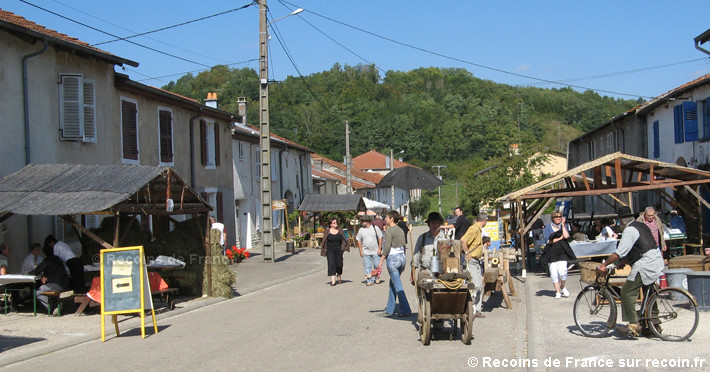 Par ordre alphabétique, des villes et des villages . - Page 10 Xaronv10